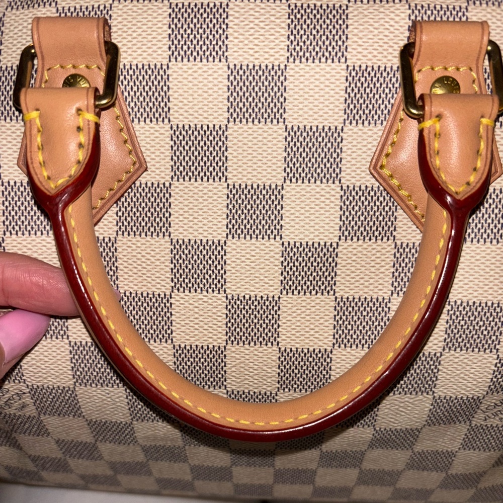 Louis Vuitton speedy 25
PRICE DROP! - Picture 8 of 13